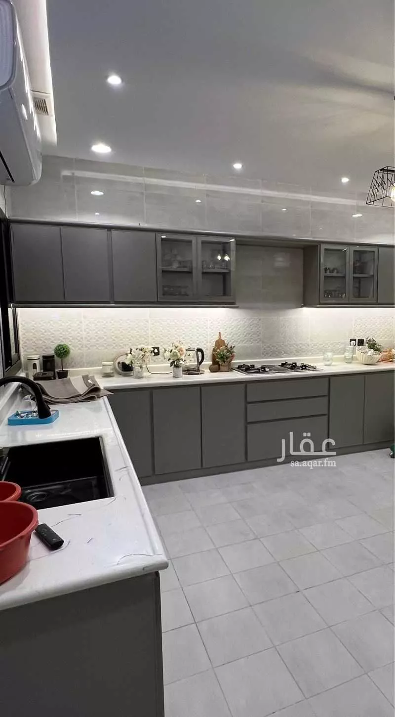 فيلا 8 غرف في الجصة 5