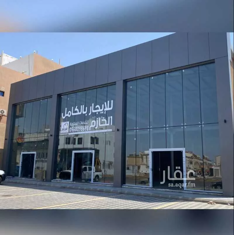 625 sqm shop in Al Yaqout