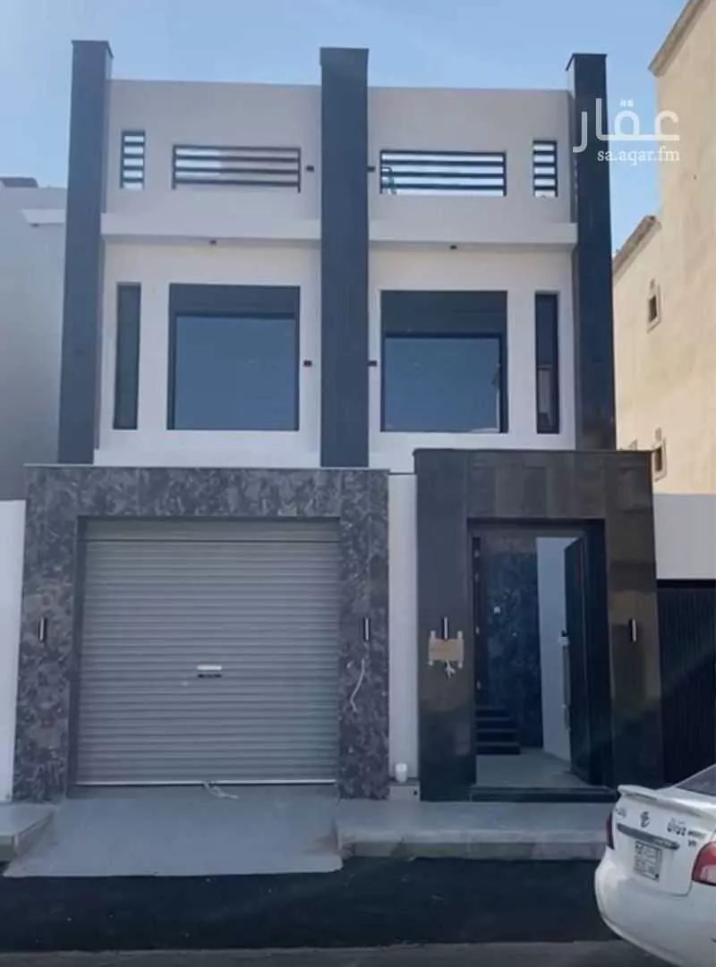 فيلا 5 غرف في الشراع 2