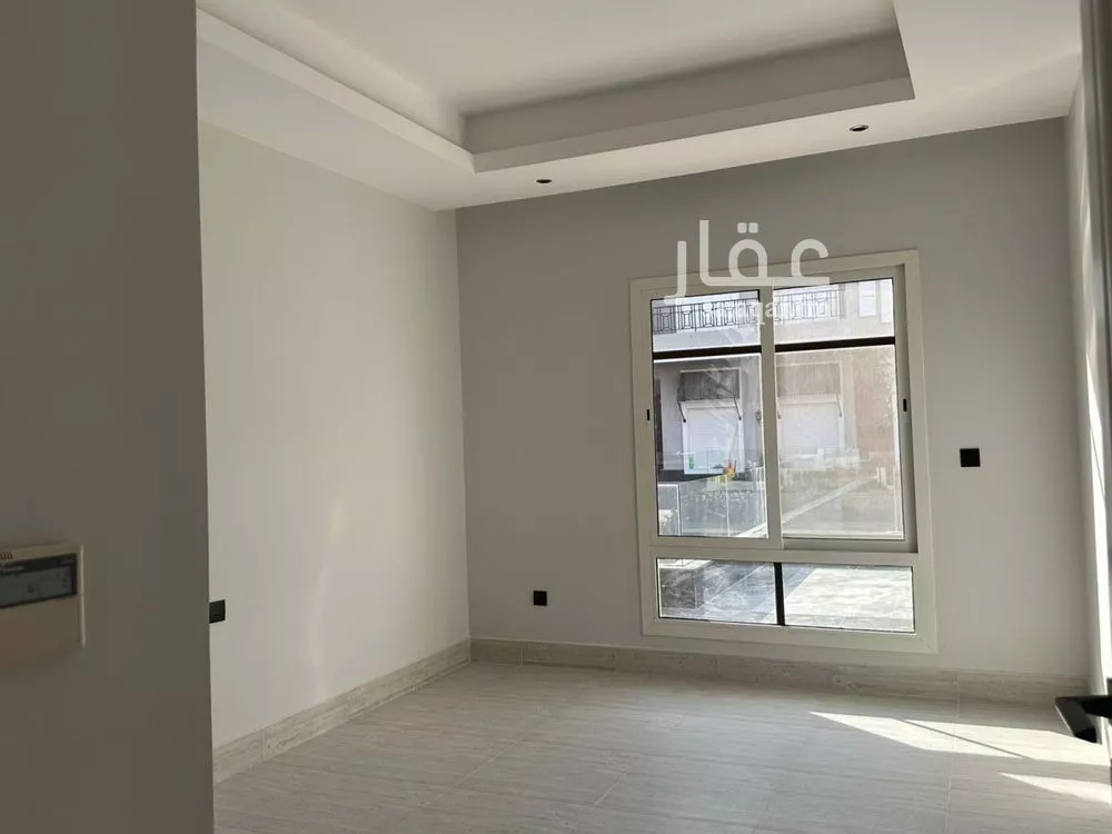 شقة 3 غرف في الملك عبدالعزيز 2