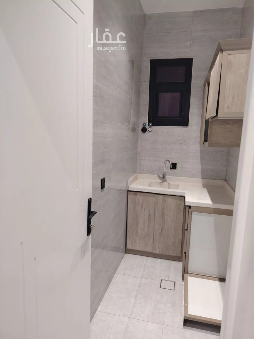 شقة 1 غرف في ظهرة لبن 3