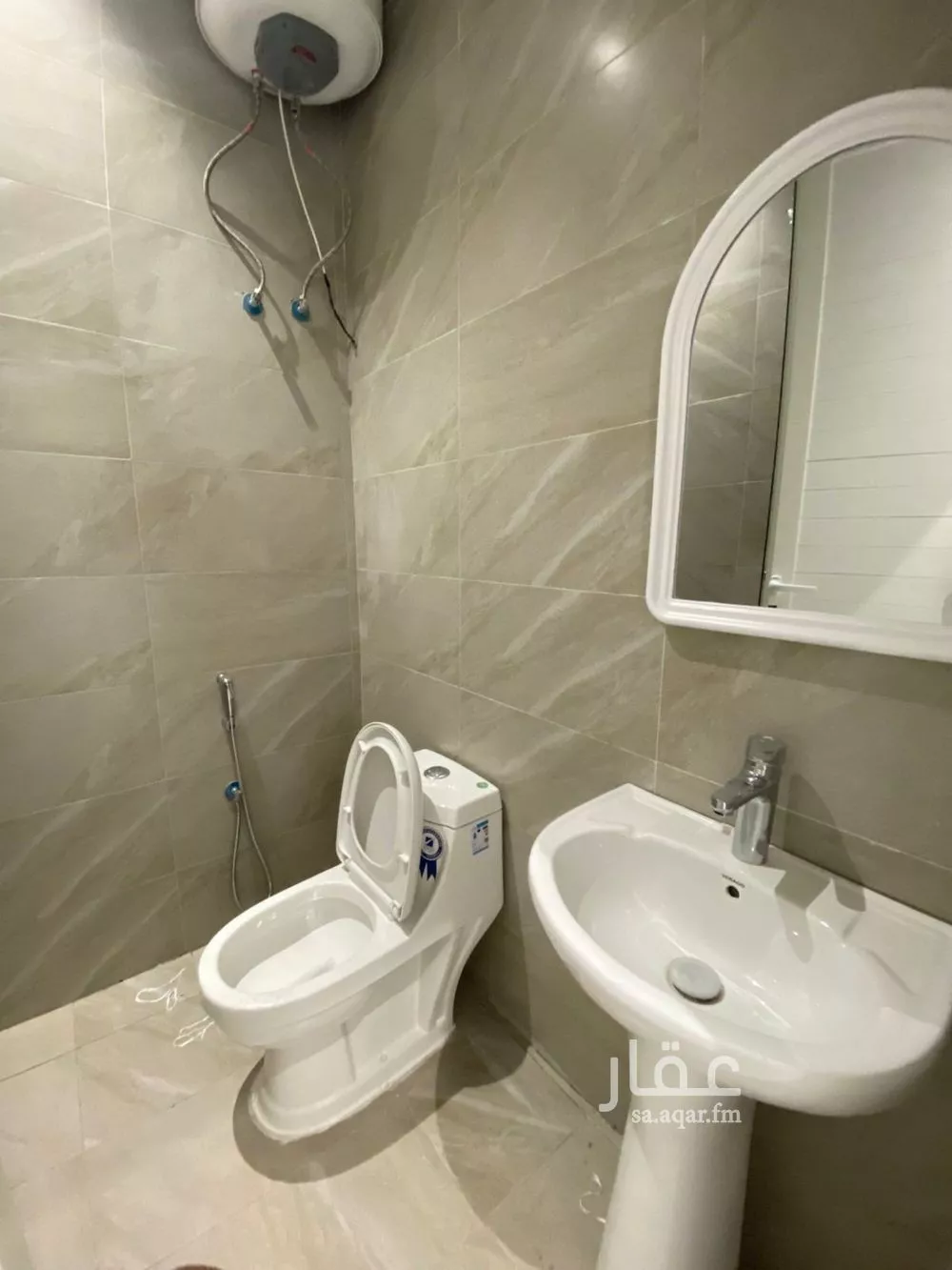 شقة 1 غرف في ظهرة لبن 3