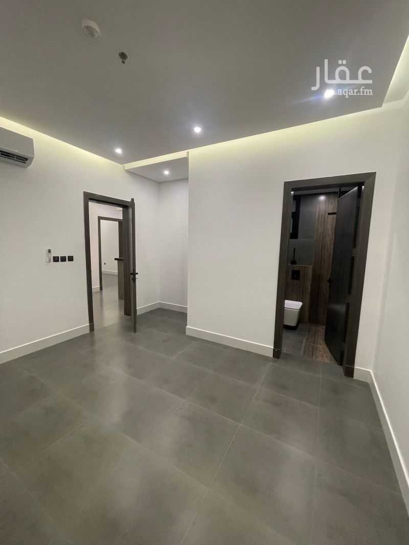 5 bedroom apartment in Al Aridh, Riyadh 7