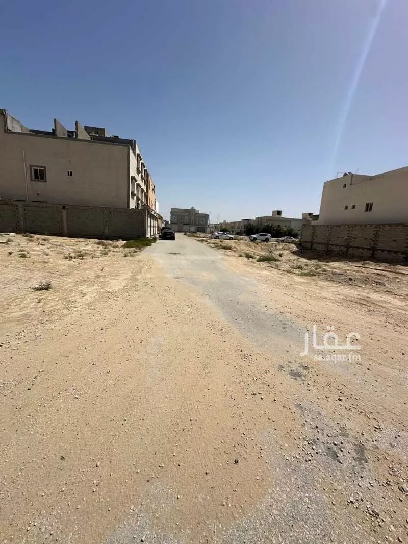 513 sqm land in Dahiat King Fahd 3