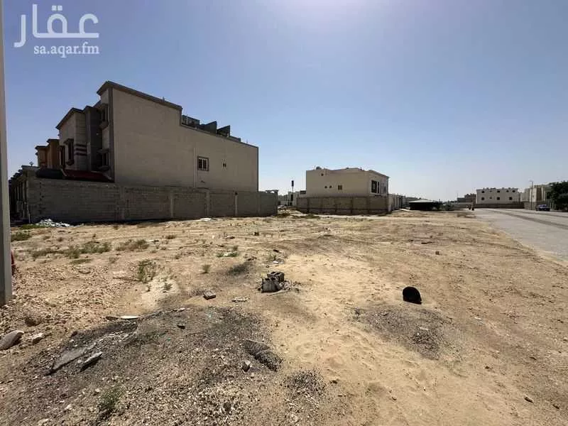 513 sqm land in Dahiat King Fahd 2