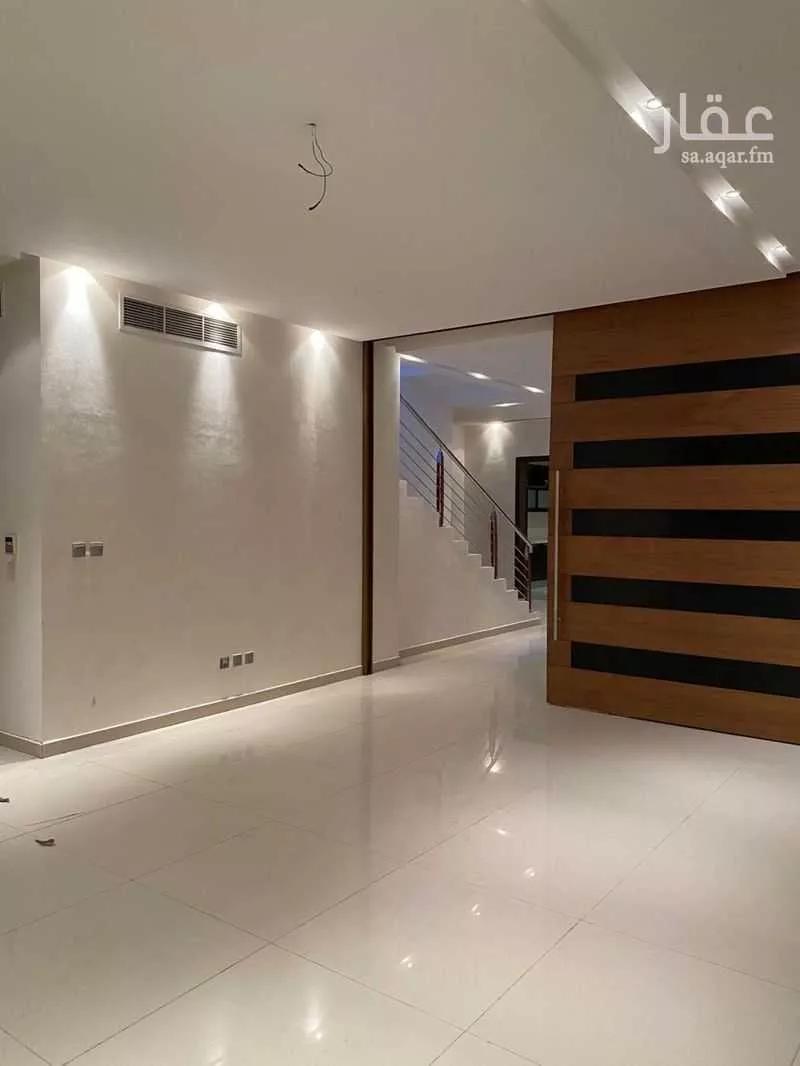 فيلا 4 غرف في البحيرة 3