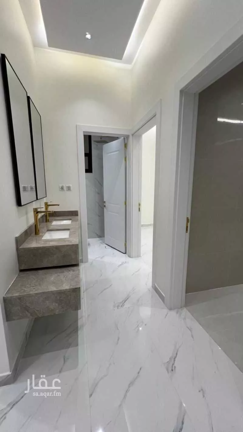 5 bedroom villa in Al Nahda 4