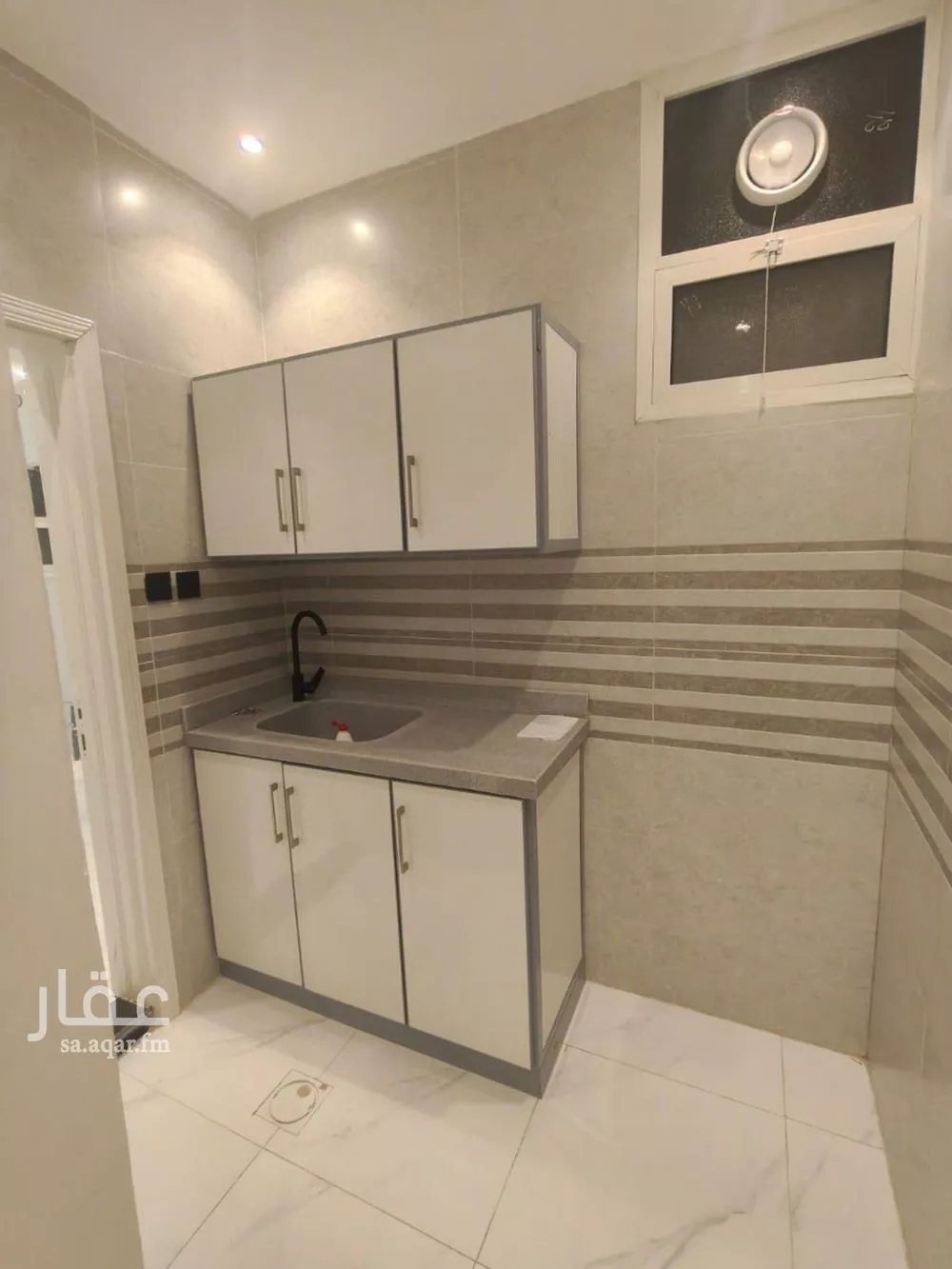 شقة 2 غرف في الحمراء 4