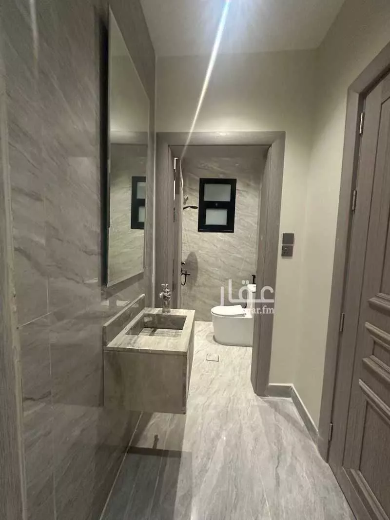 شقة 4 غرف في الحمرا 5