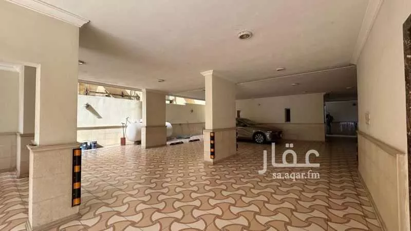 شقة 6 غرف في النسيم 4