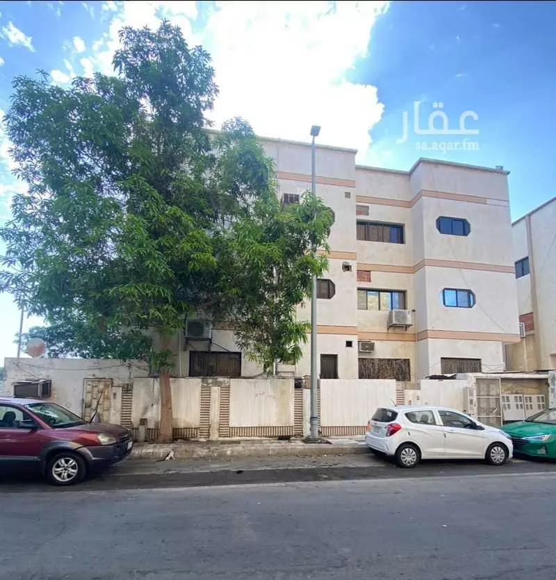 عمارة 550 م² في البوادي 1