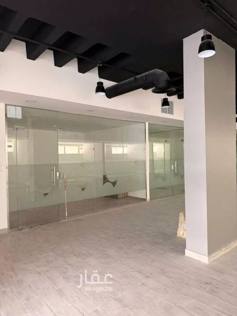 418 sqm office in Al Olaya 1