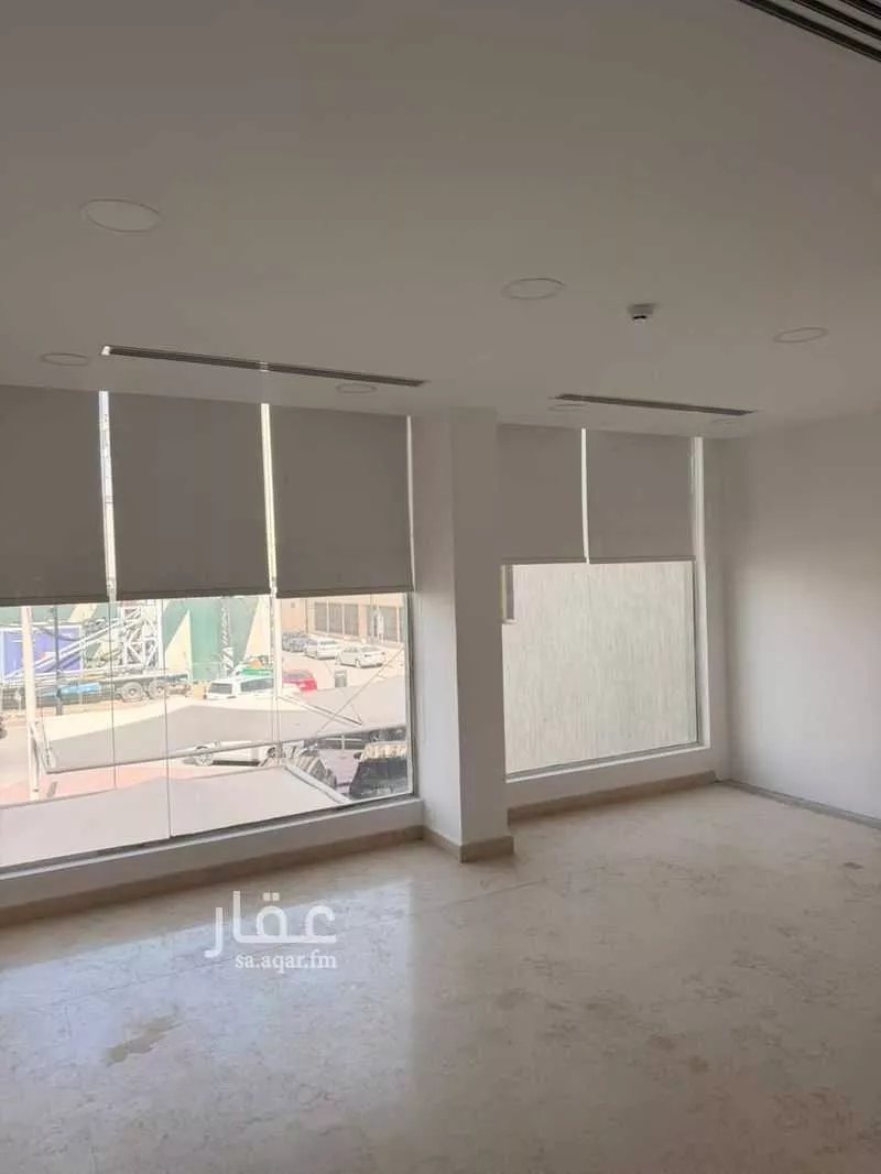 418 sqm office in Al Olaya 3