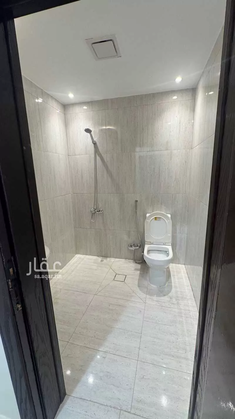 2 bedroom apartment in Al Shamisy 3