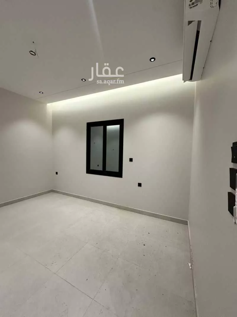 شقة 4 غرف في النزهة 4