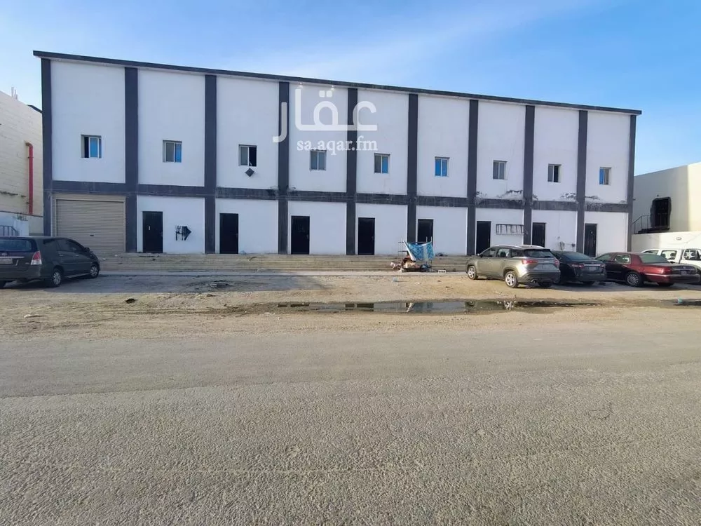 2160 sqm building in Al Lulu 1