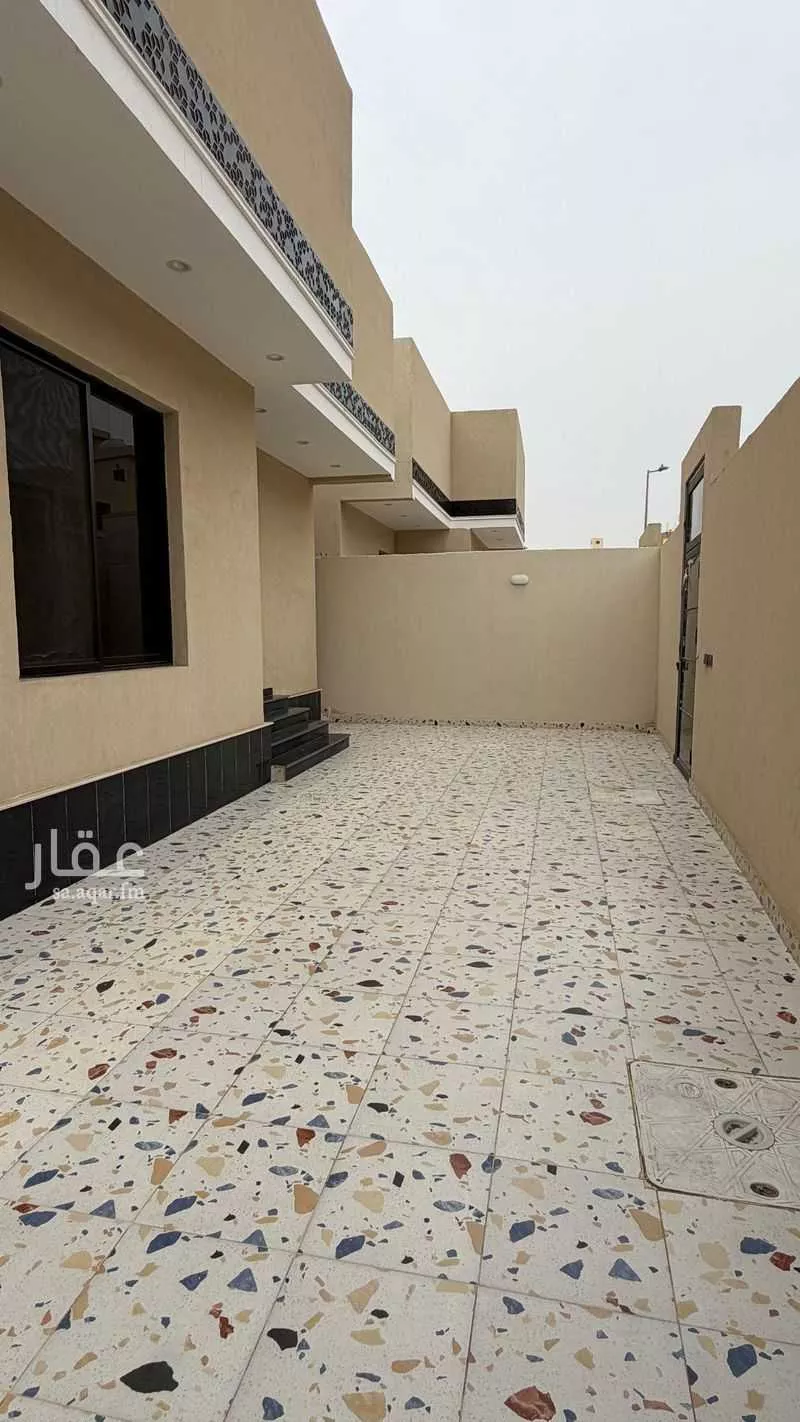 فيلا 5 غرف في الصالحية