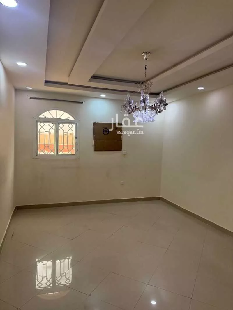 5 bedroom apartment in As Salhiyah 1