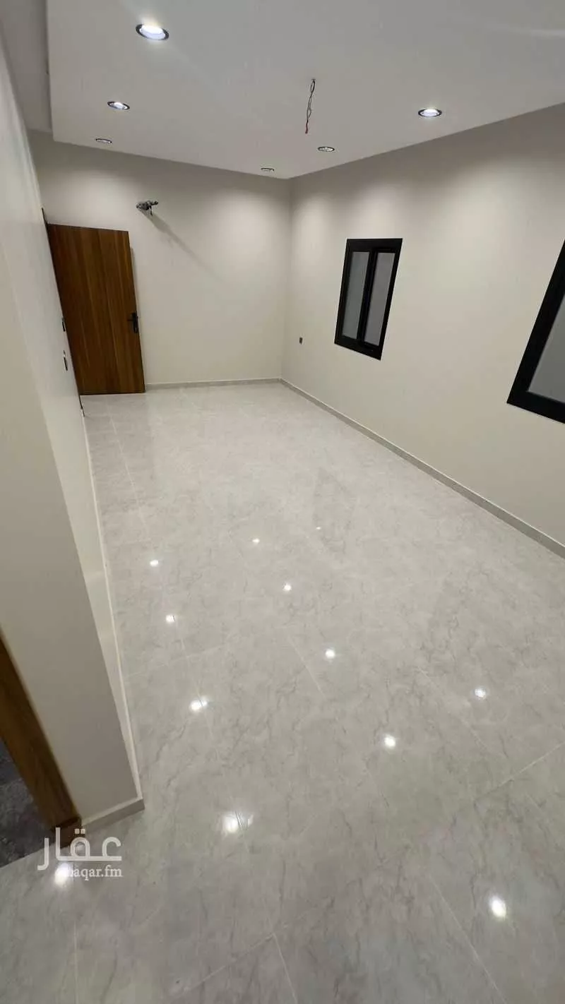 فيلا 5 غرف في الفروسية 1