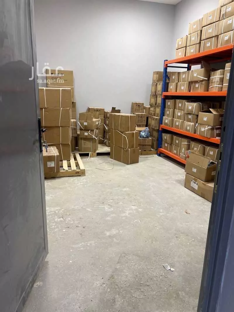 محل 160 م² في الخضرية 5