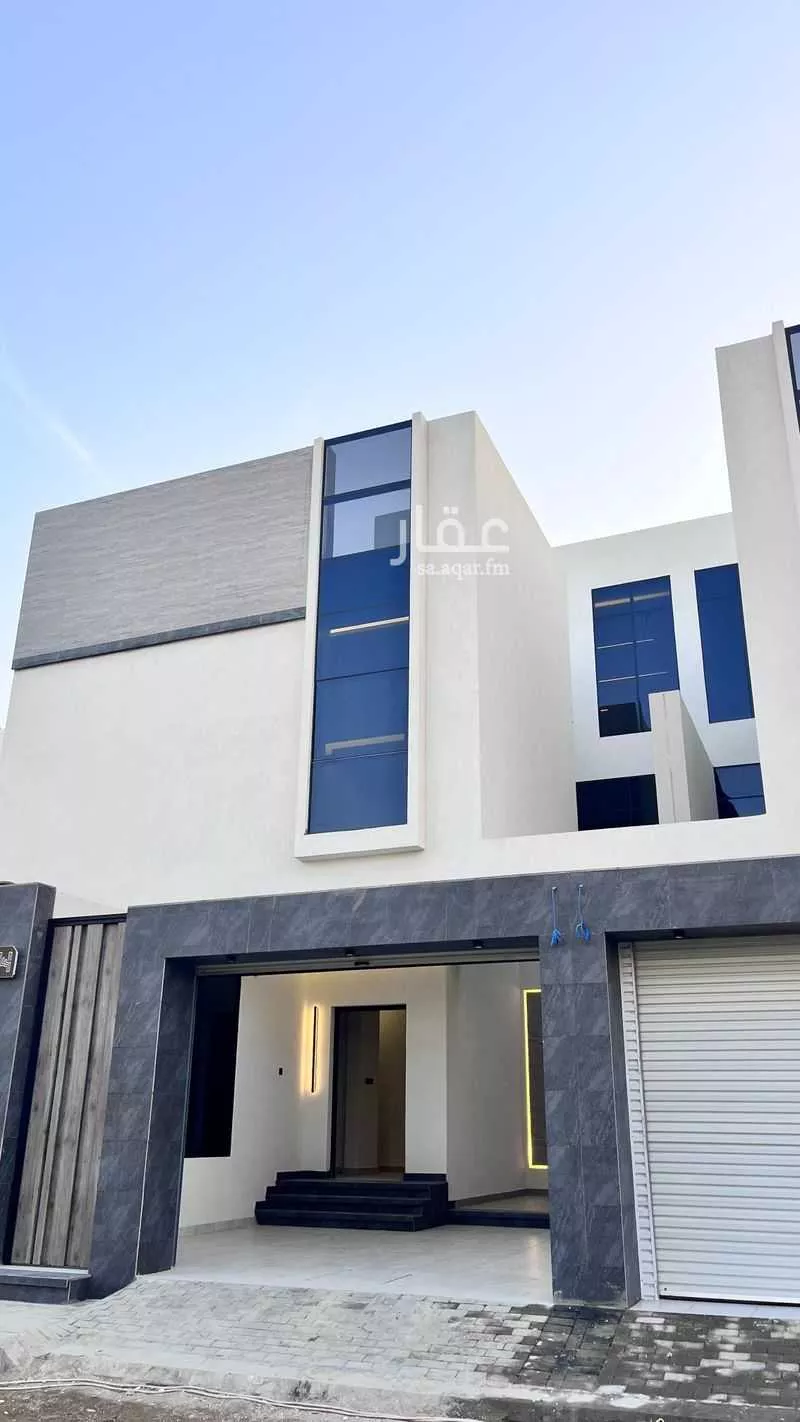 5 bedroom villa in Al Yaqout 1