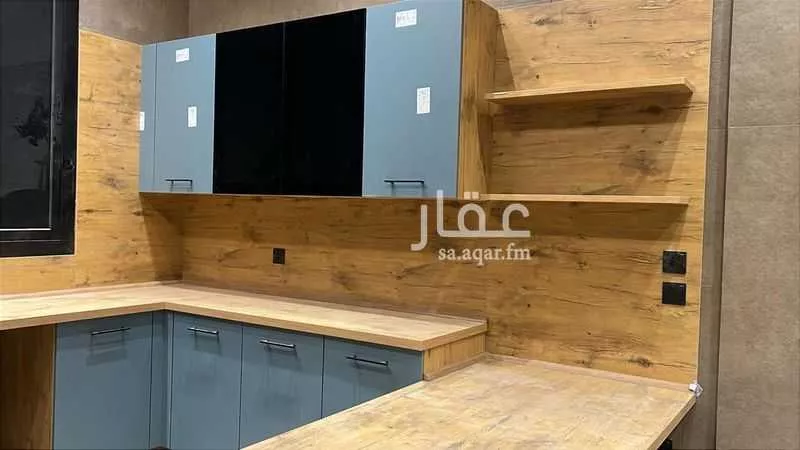 فيلا  في الملك فهد 1