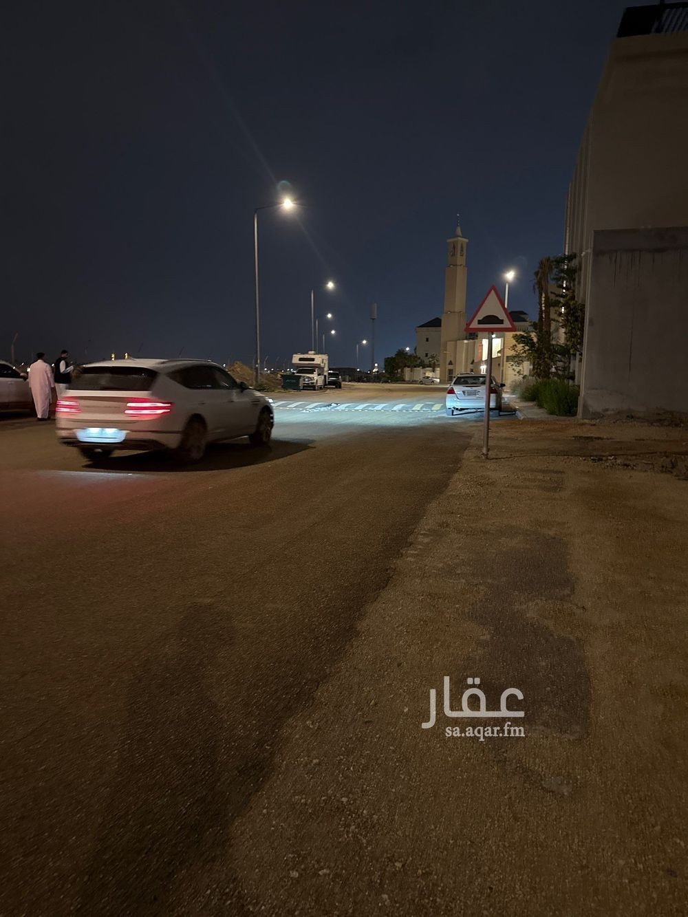 land in Al Safarat, Riyadh 8