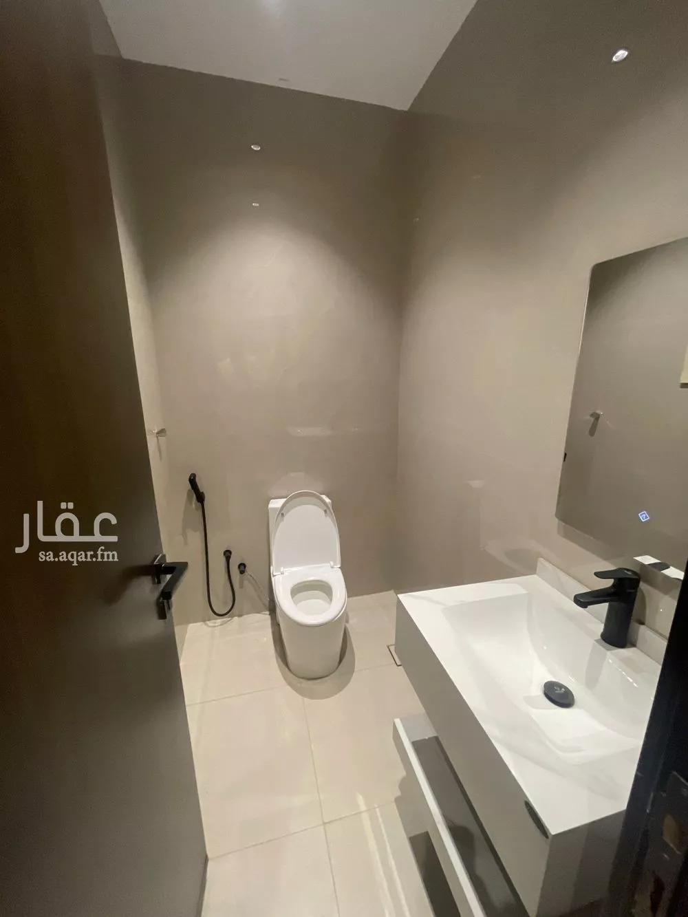 1 bedroom office in Al Yasmin, Riyadh 8