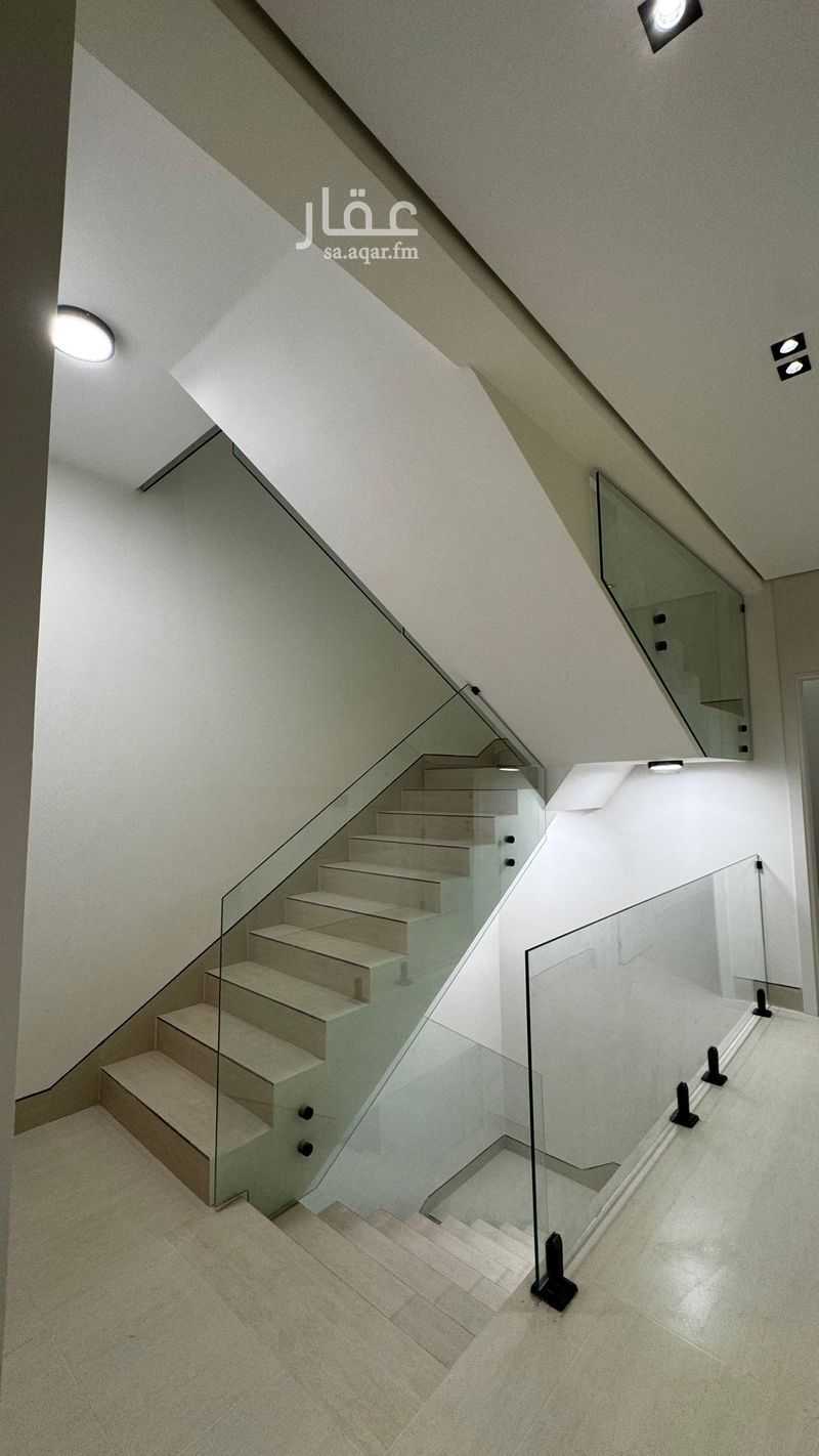 4 bedroom villa in Al Safa, Riyadh 11