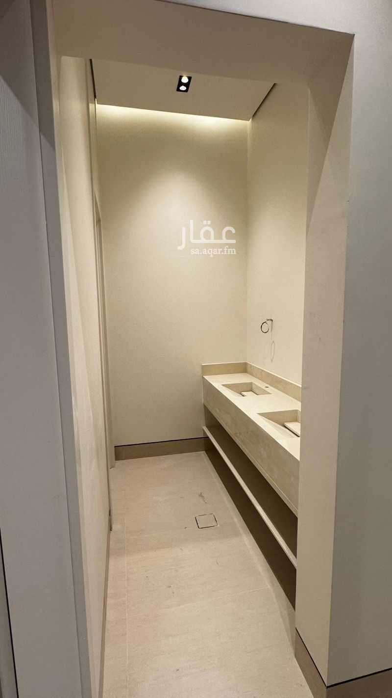 4 bedroom villa in Al Safa, Riyadh 13