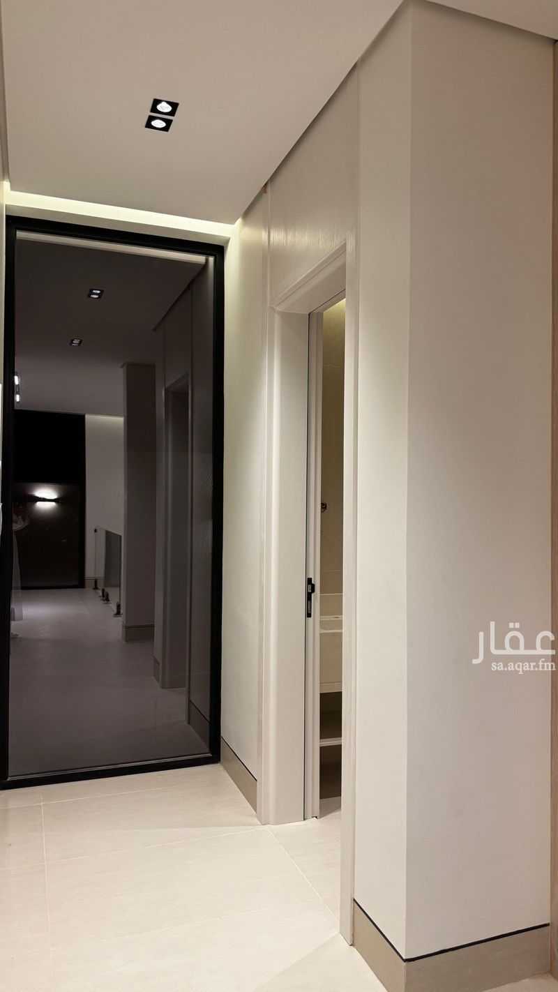 4 bedroom villa in Al Safa, Riyadh 25