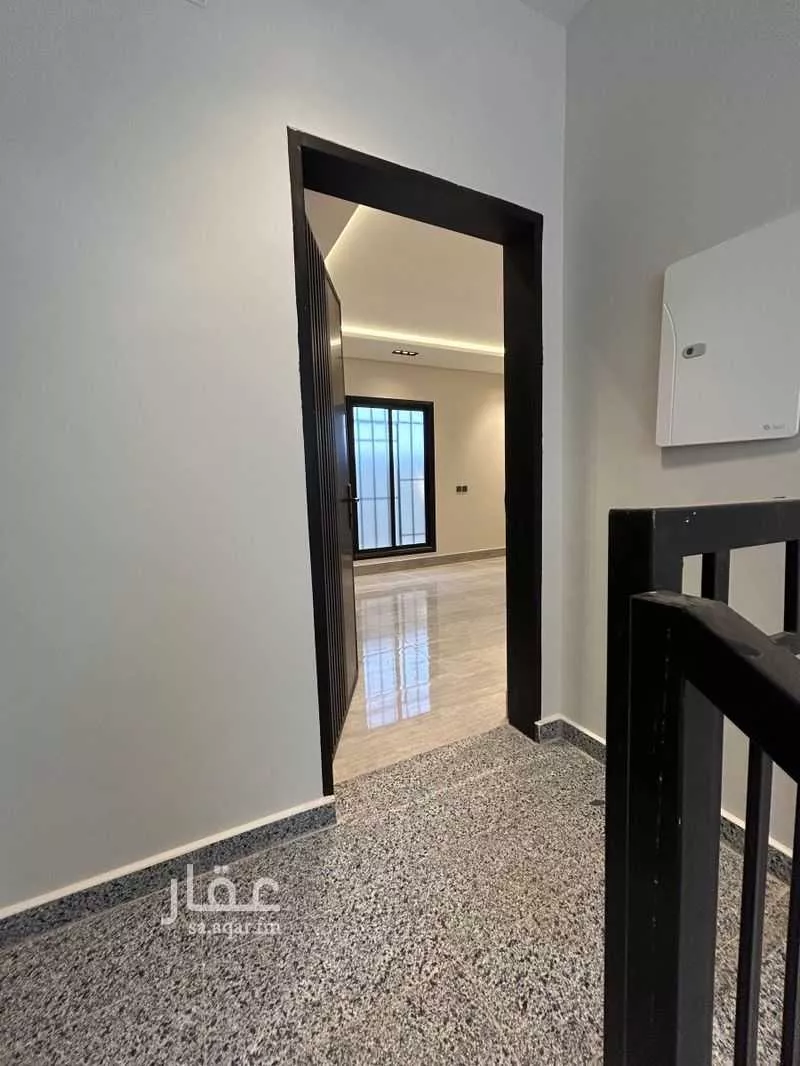 8 bedroom apartment in Al Rimal 2