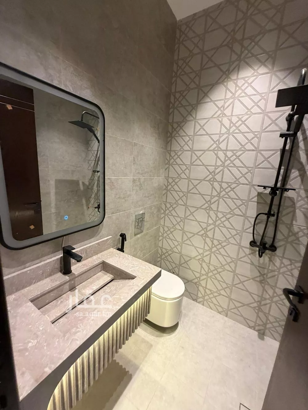 5 bedroom apartment in Al Rabwa, Jeddah 7