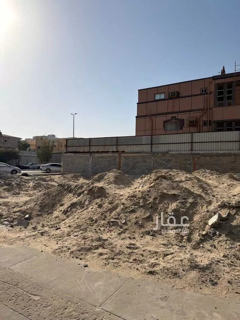 558 sqm land in Al Aqrabiyah 4
