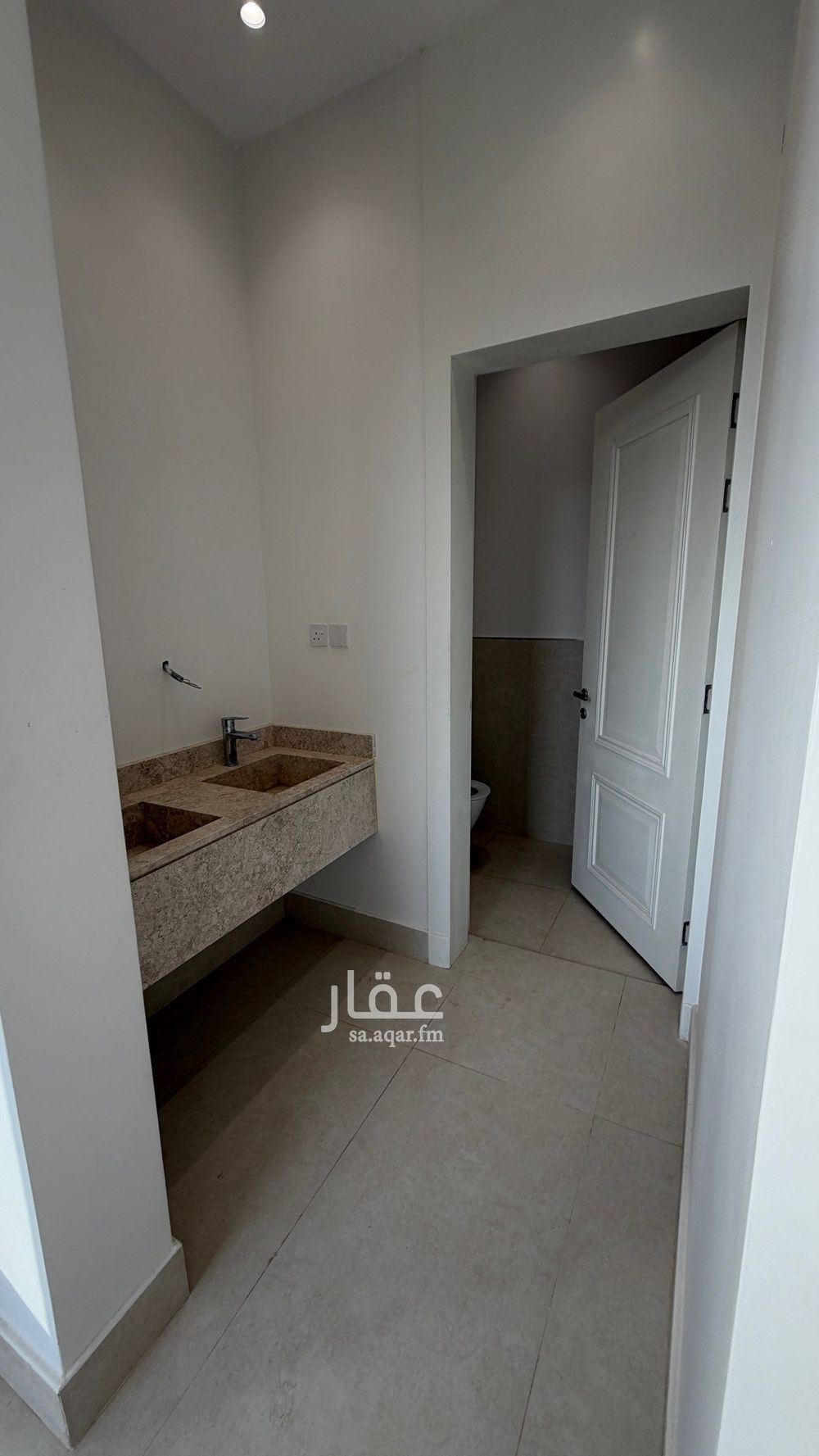 5 bedroom villa in Al Mahdiyyah 3