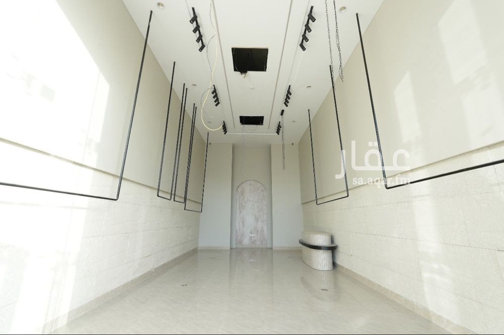 shop in Al Malqa, Riyadh 6