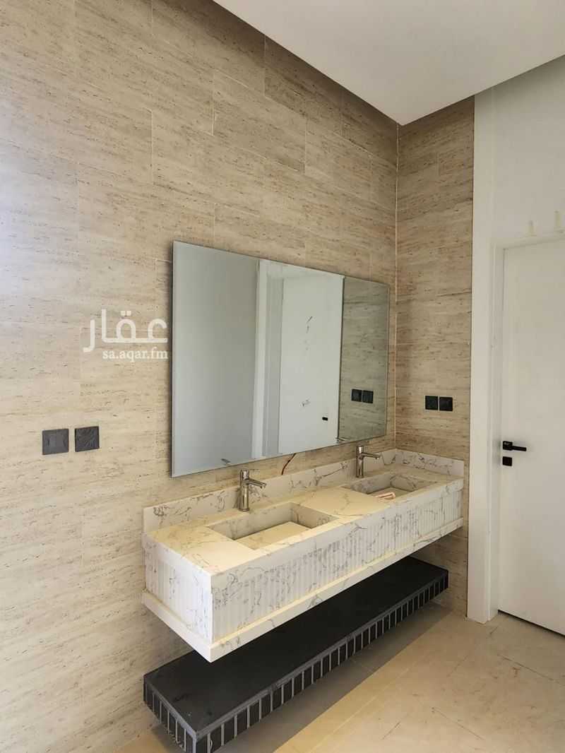 7 bedroom villa in Shubra, Riyadh 13