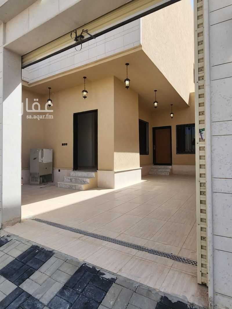 7 bedroom villa in Shubra, Riyadh 19