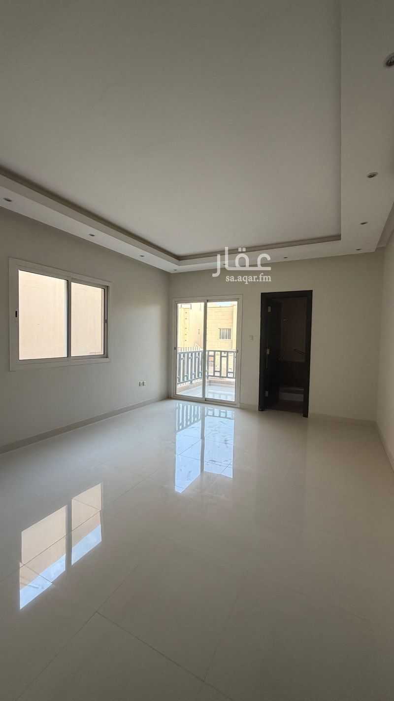4 bedroom villa in Al Rabie, Riyadh 13