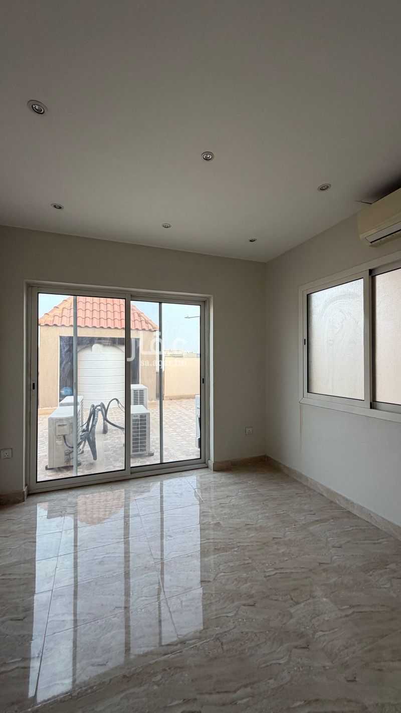 4 bedroom villa in Al Rabie, Riyadh 12