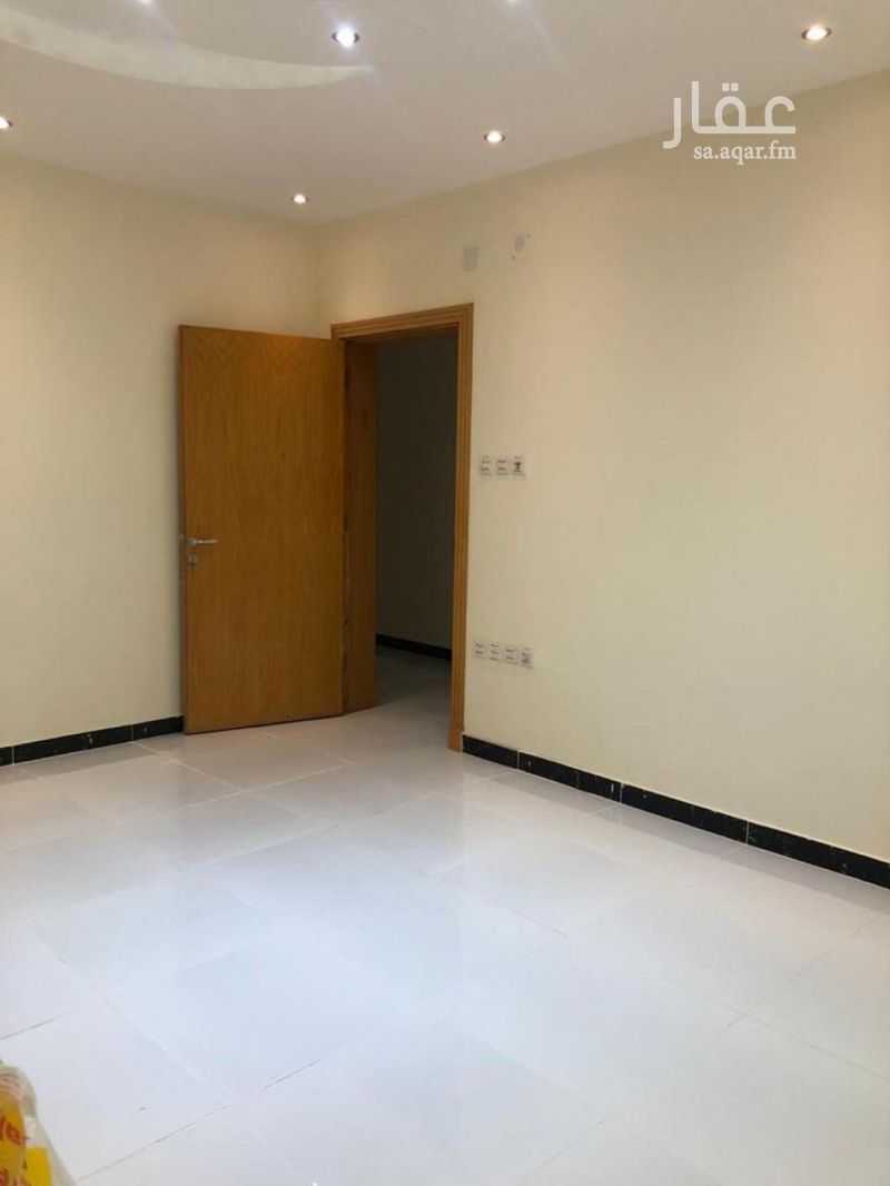 4 bedroom apartment in Al Sharafiyah, Jeddah 5