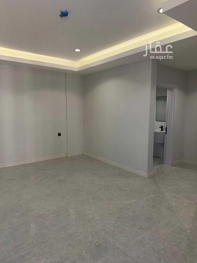 3 bedroom apartment in Khuzam, Riyadh 7