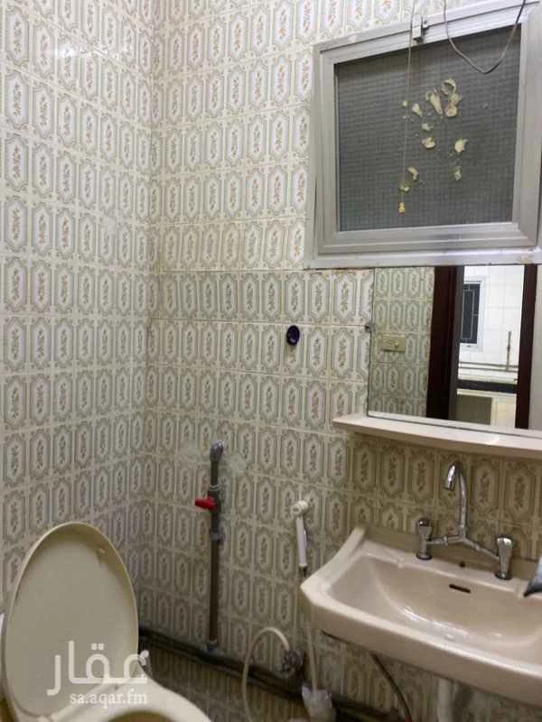 4 bedroom apartment in Al Tubayshi 5