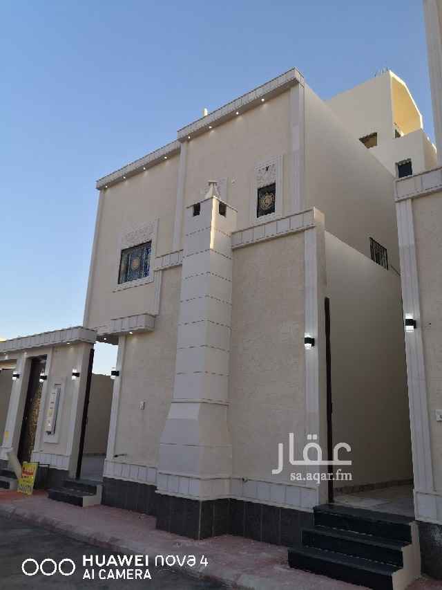 فلل ٣ شقق للبيع في حي طويق تطبيق عقار