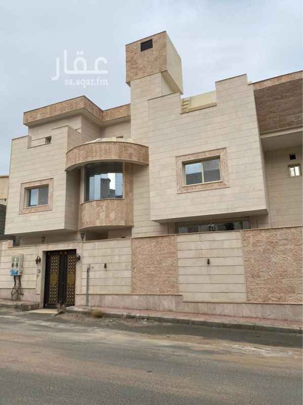 فلل ٣ شقق للبيع في حي الوسام تطبيق عقار