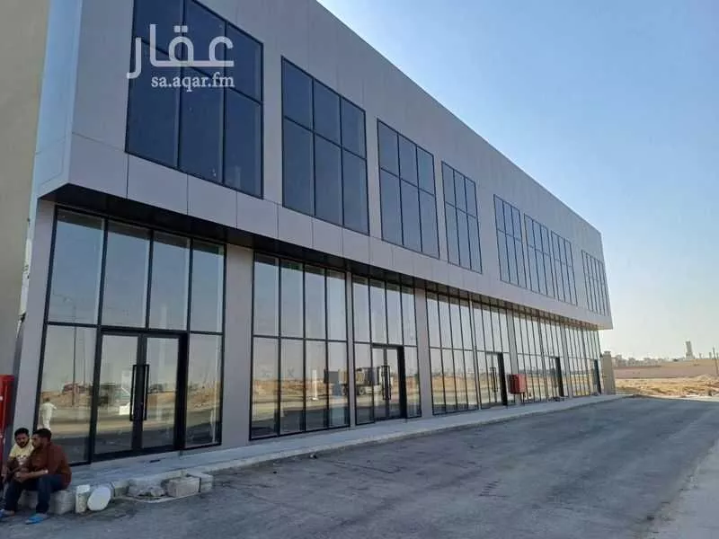 عمارة للإيجار في شارع محمد بن عجلان, حي الرمال, مدينة الرياض, منطقة الرياض 1 صورة