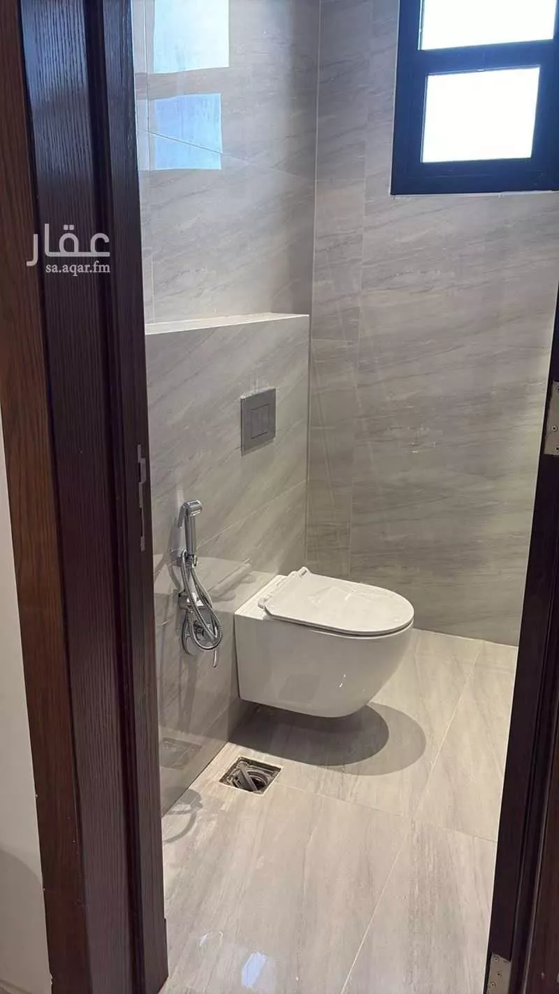 عمارة للإيجار في شارع تبوك, حي ظهرة لبن, مدينة الرياض, منطقة الرياض 1 صورة