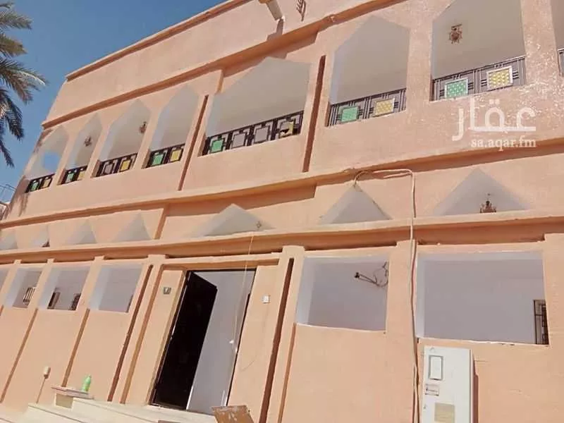 فيلا للإيجار في شارع الحارث بن اوس, حي العزيزية, مدينة ضرما, منطقة الرياض 1 صورة