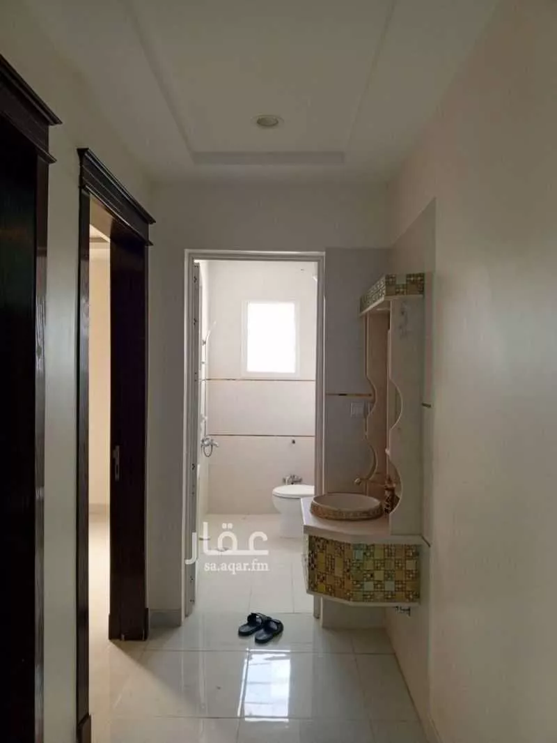 فيلا للإيجار في شارع ابن الزبير الغرناطي, حي السعادة, مدينة الرياض, منطقة الرياض 1 صورة