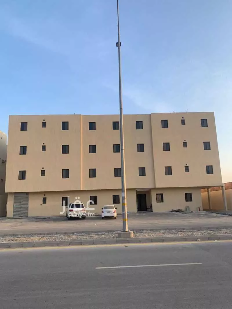 عمارة للبيع في شارع محمد بن مانع, حي المعيزيلة, مدينة الرياض, منطقة الرياض 1 صورة